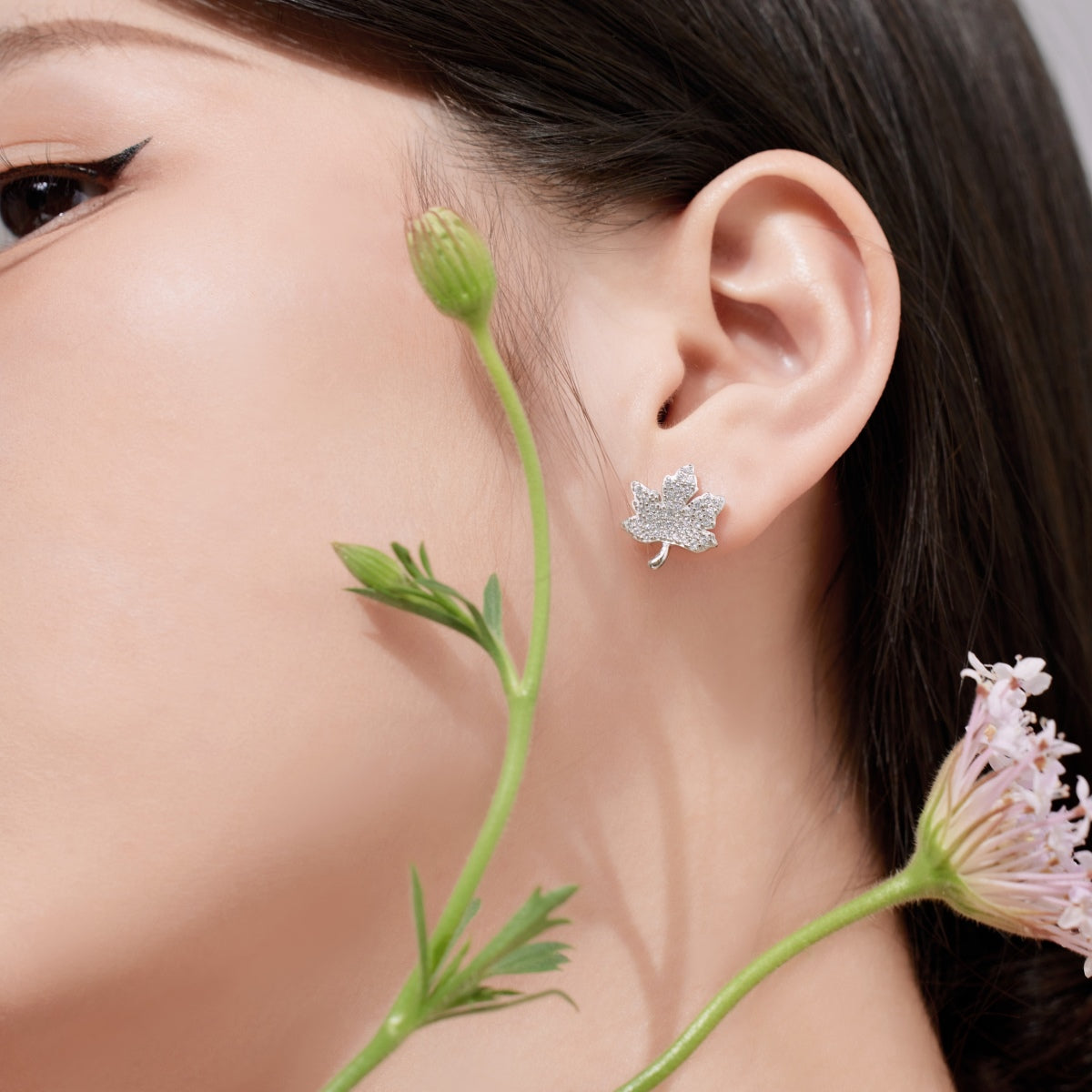 [CiCi]Exquisite Maple Leaf Design Earrings