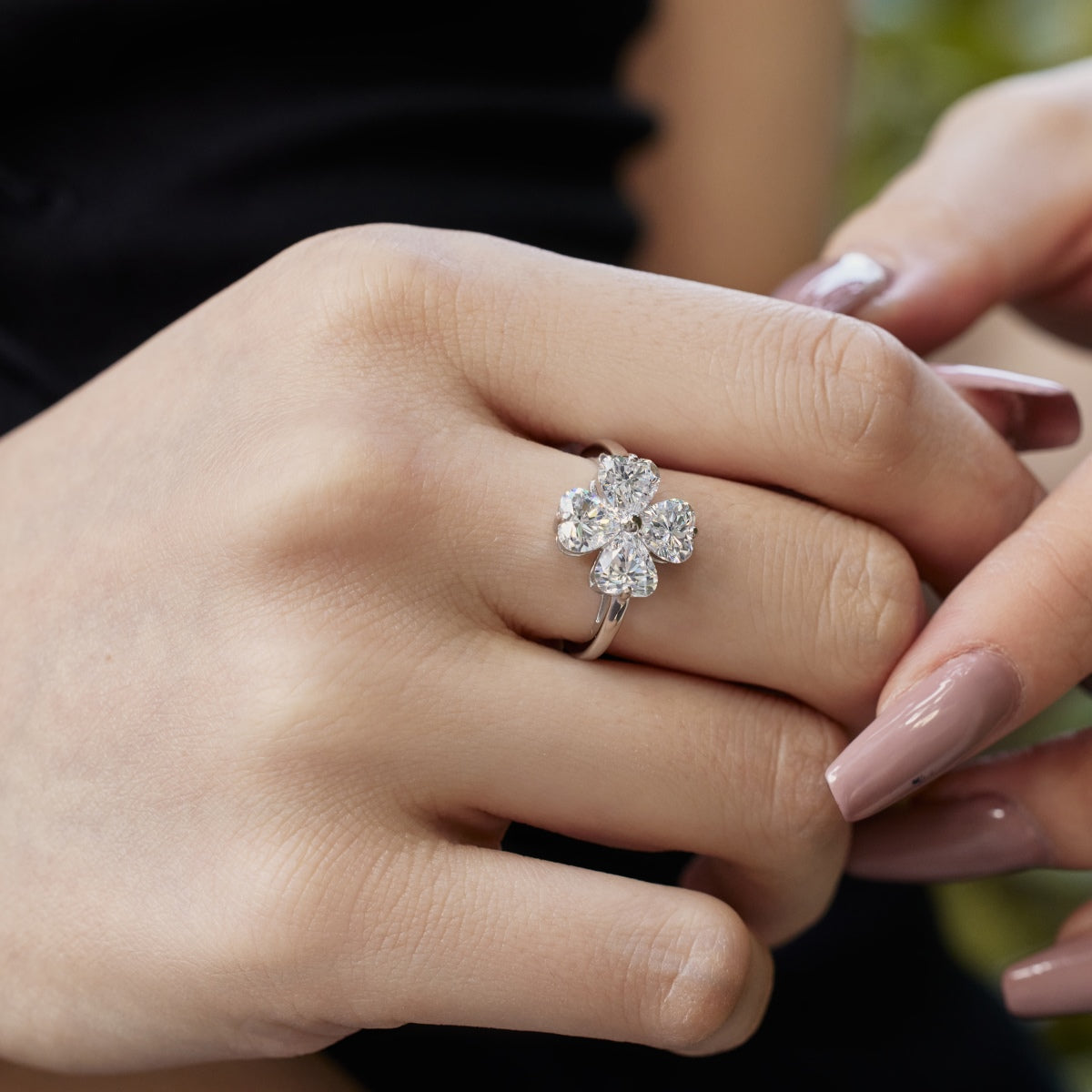 [CiCi]Heart-shaped Four-Leaf Clover Ball Ring