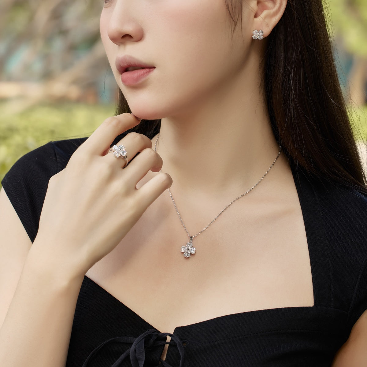 [CiCi]Heart-shaped Four-Leaf Clover Ball Ring