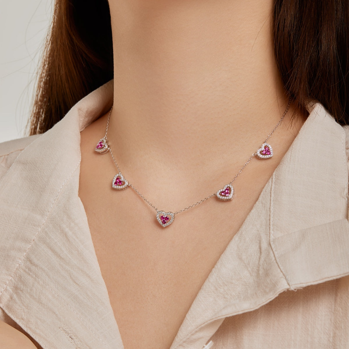[CiCi]Sparkling Five Heart Necklace