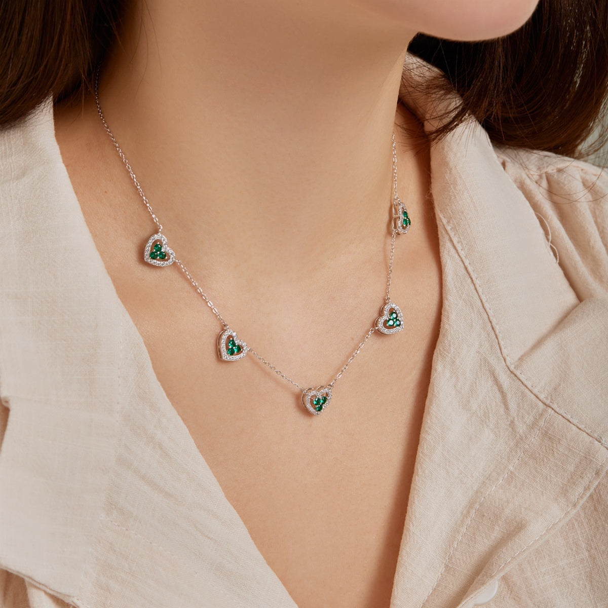 [CiCi]Sparkling Five Heart Necklace