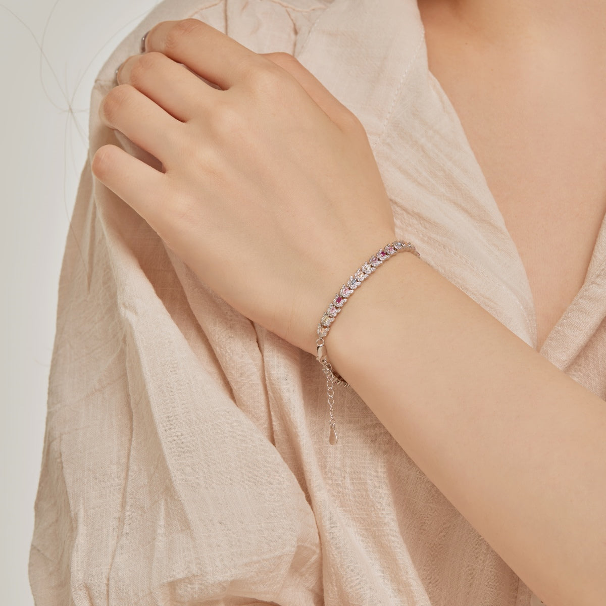 [CiCi]Delicate Colorful Multi Cut Daily Bracelet