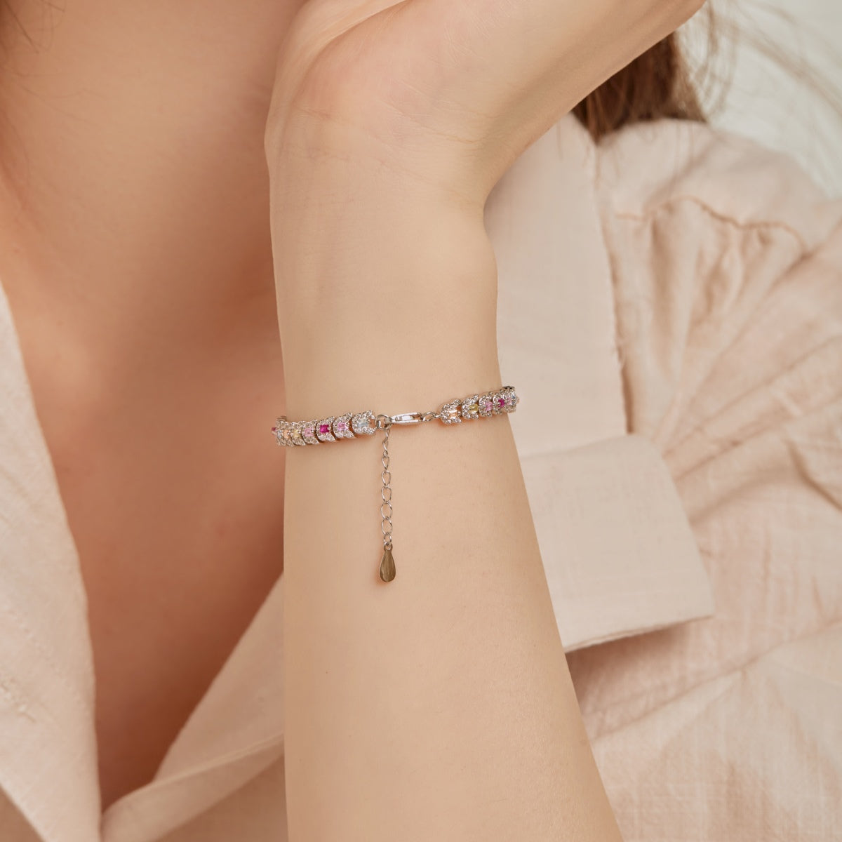[CiCi]Delicate Colorful Multi Cut Daily Bracelet