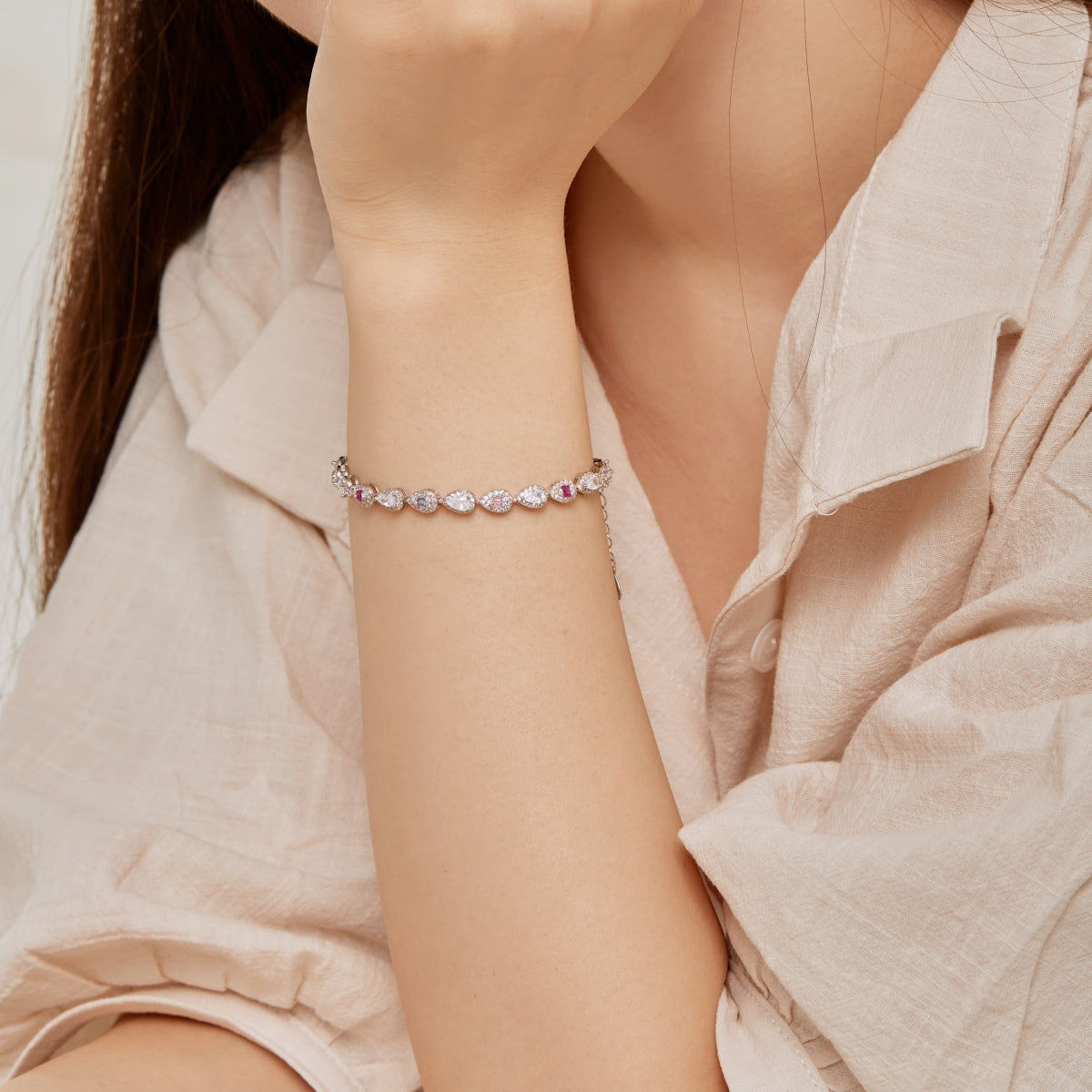 [CiCi]0.25 Carat Radiant Water Drop Shape Daily Bracelet