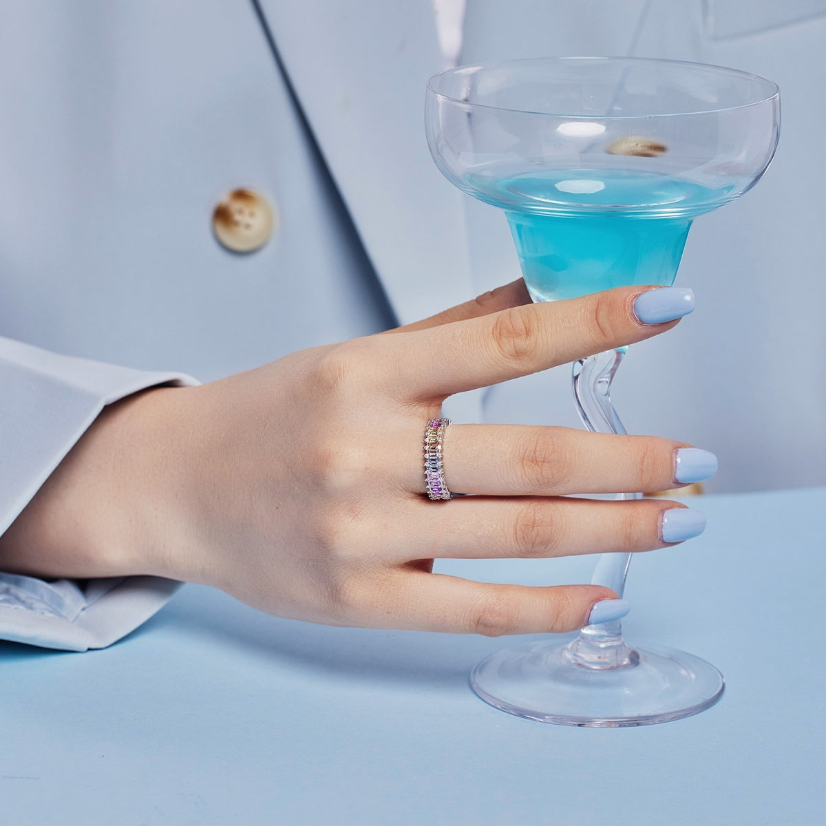 [CiCi]Splashy Ornate Emerald Cut Cocktail Ring