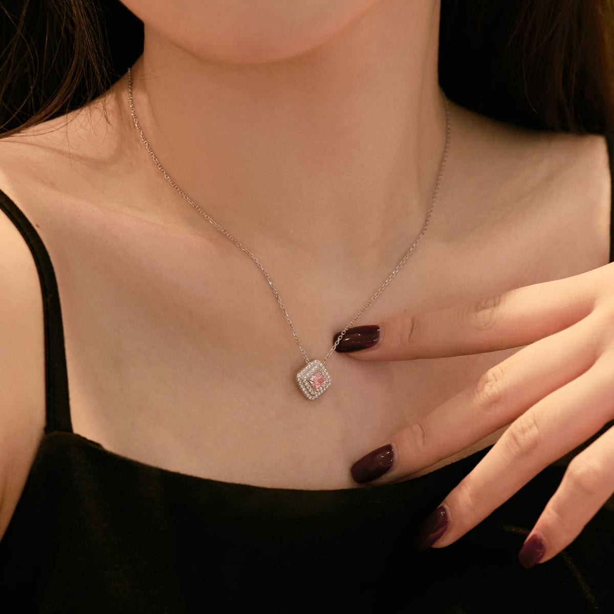 [CiCi]Sparkling Asscher Cut Necklace