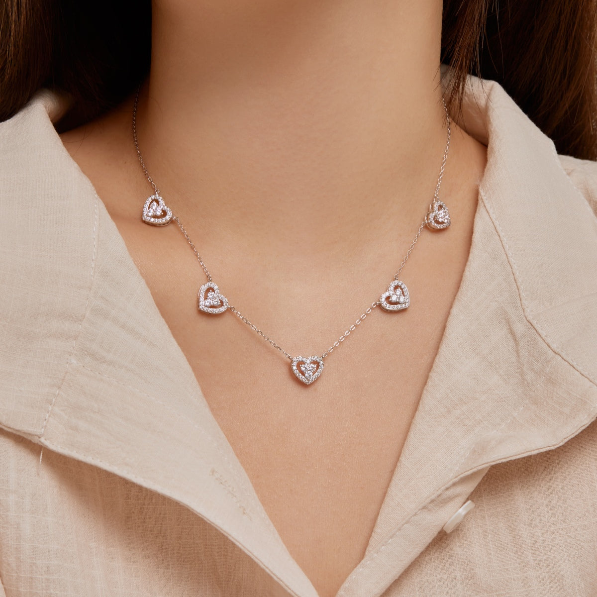[CiCi]Sparkling Five Heart Necklace