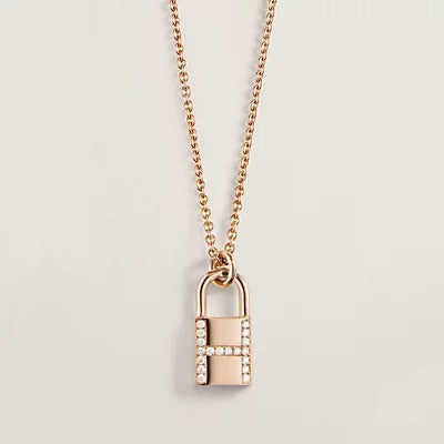 [CiCi]HM ADVANCED NICHE LOCK HEAD NECKLACE DIAMONDS