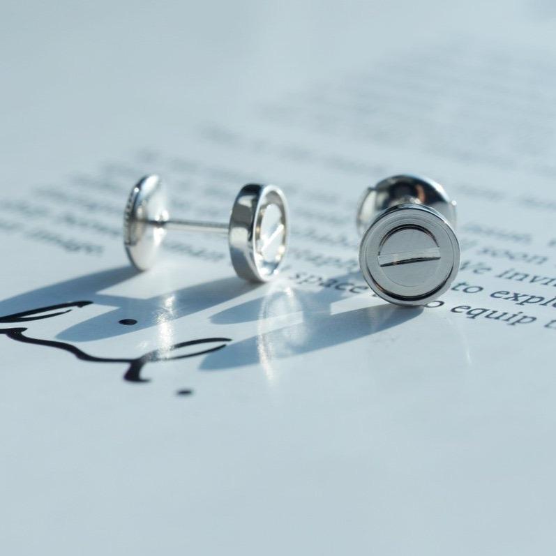 [CiCi]LOVE EARRINGS SILVER 10MM