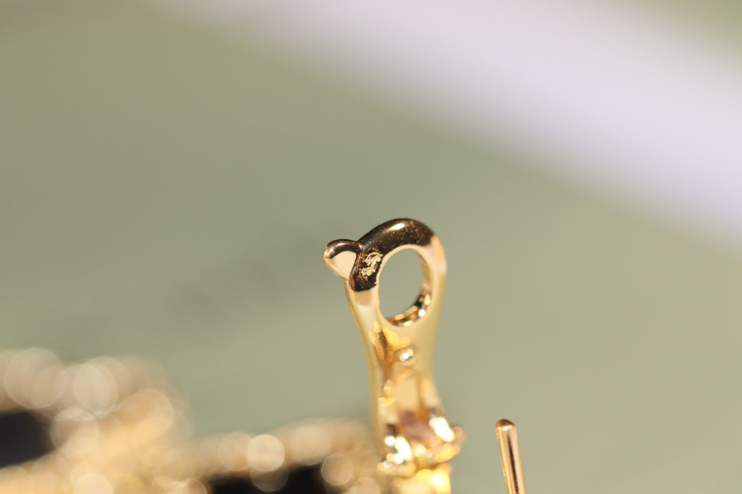 [CiCi]CLOVER EARRINGS GOLD ONYX MOP 3 MOTIF