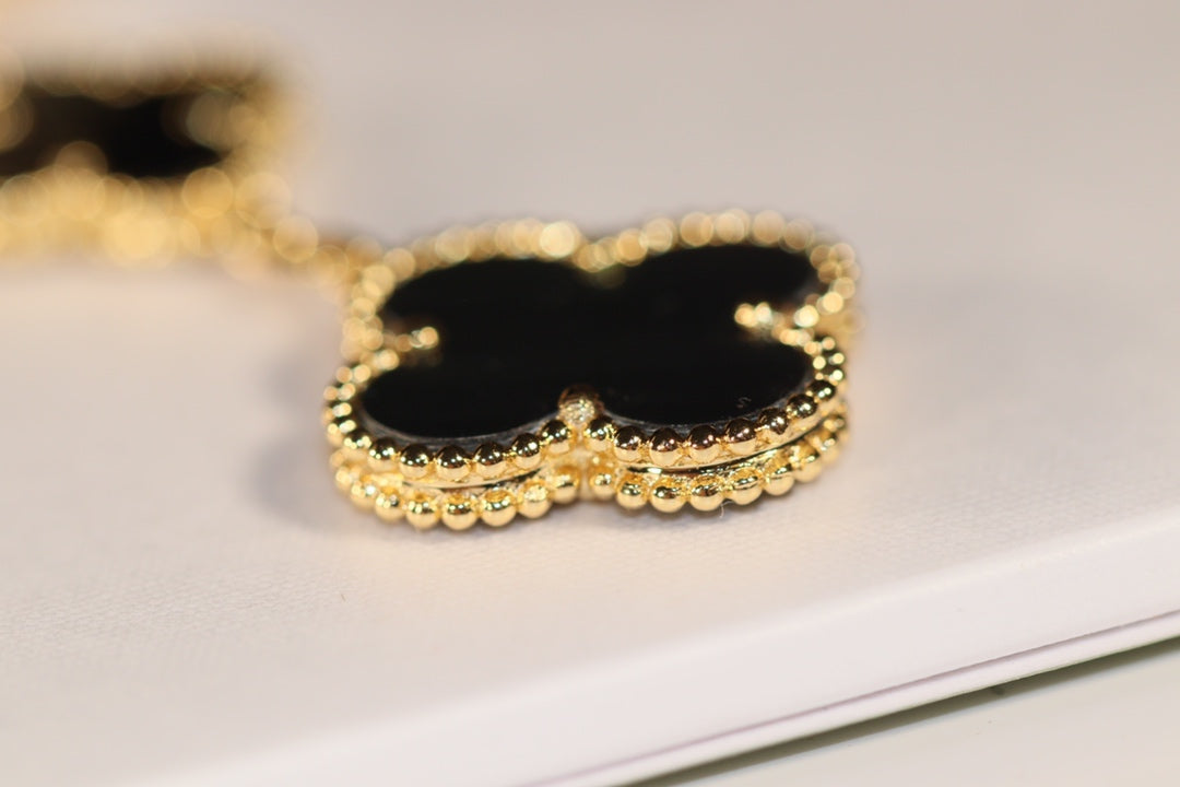 [CiCi]CLOVER EARRINGS GOLD ONYX MOP 3 MOTIF