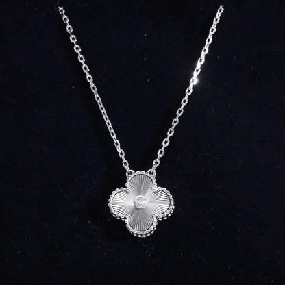 [CiCi]CLOVER  15MM DIAMOND LASER NECKLACE SILVER