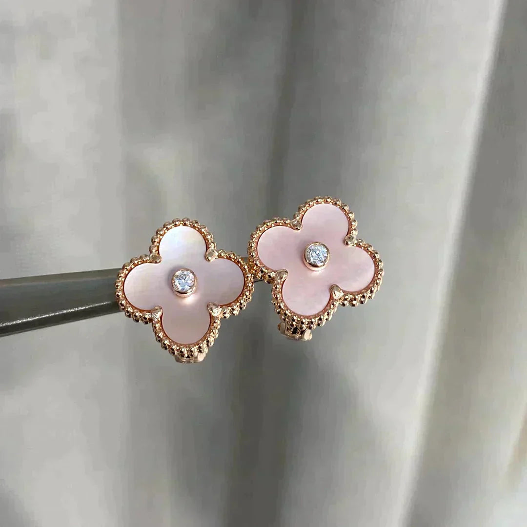 [CiCi]CLOVER MEDIUM 1 MOTIFS  PINK MOP DIAMOND EARRINGS
