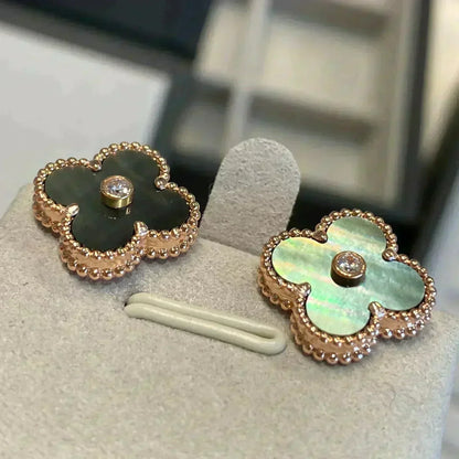 [CiCi]CLOVER MEDIUM 1 MOTIFS GRAY MOP  DIAMOND EARRINGS
