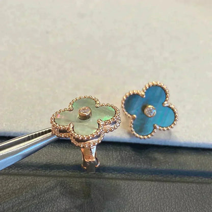 [CiCi]CLOVER MEDIUM 1 MOTIFS GRAY MOP  DIAMOND EARRINGS