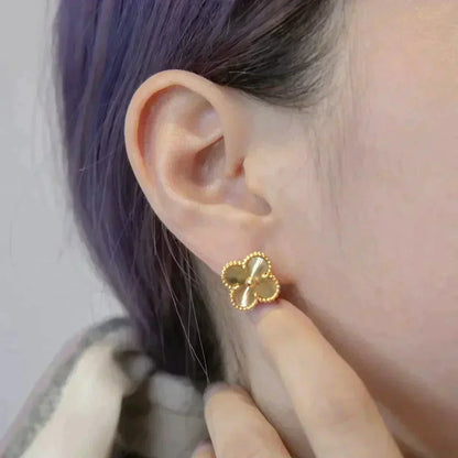 [CiCi]CLOVER MEDIUM 1 MOTIFS LASER EARRINGS