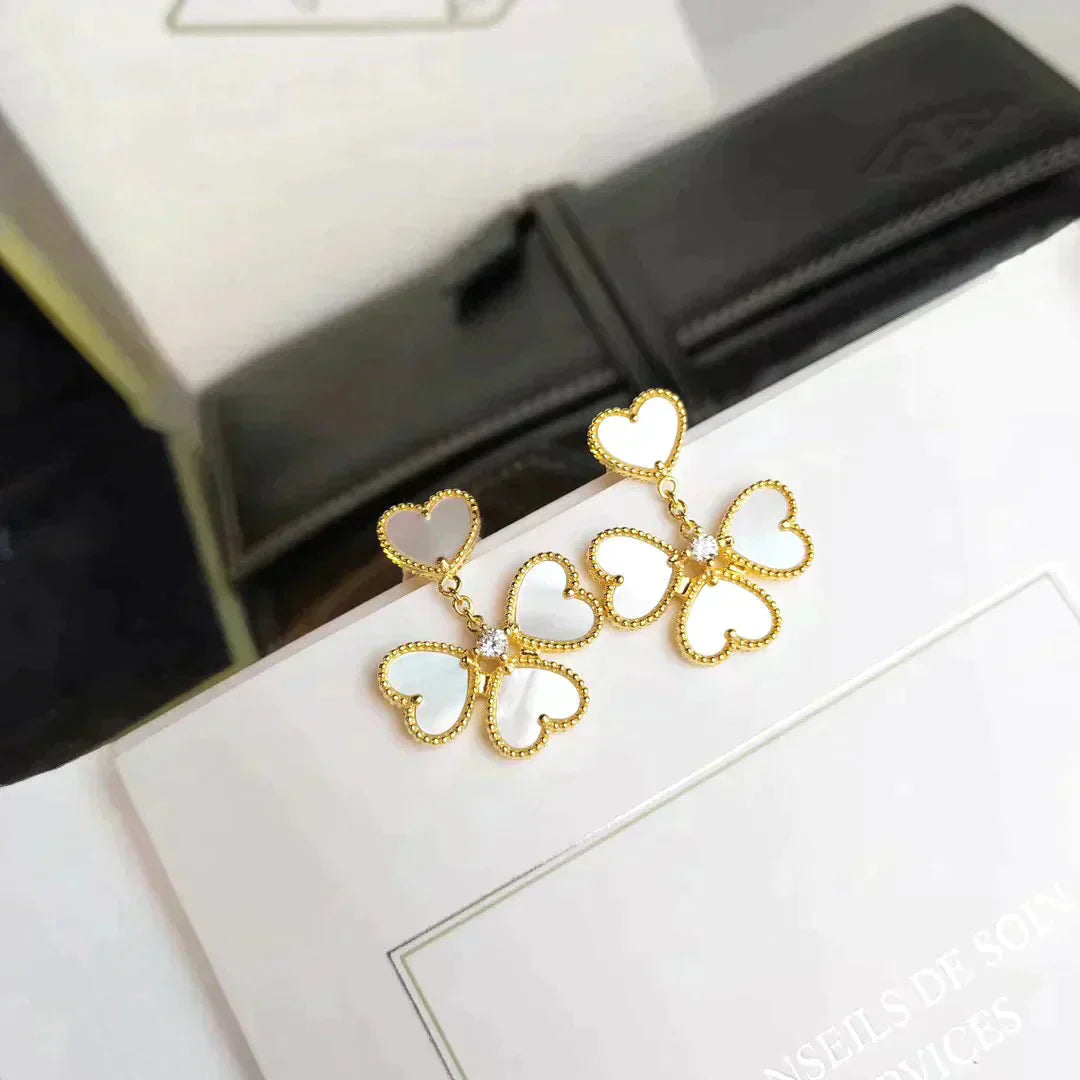 [CiCi]CLOVER SWEET WHITE MOP EARRINGS