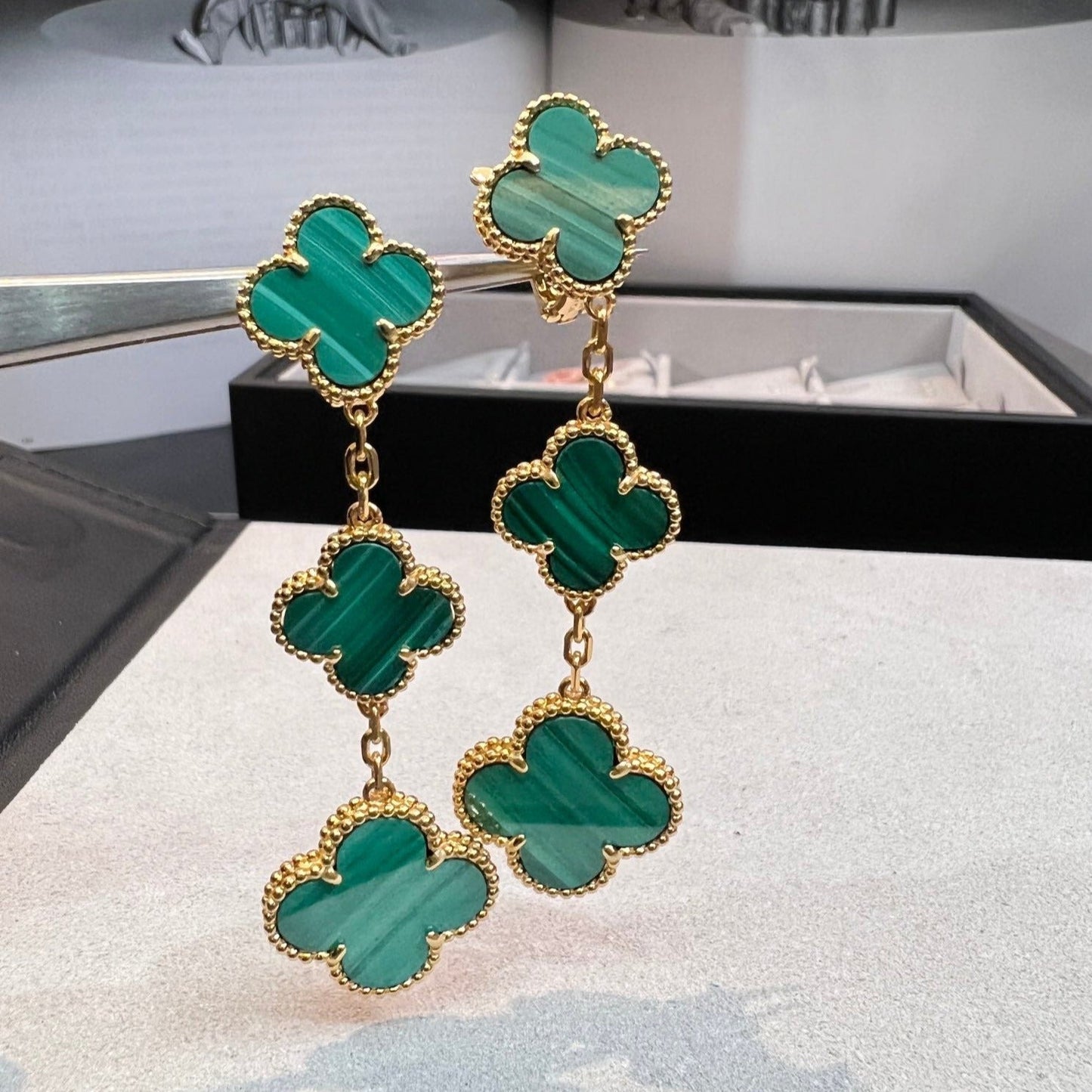 [CiCi]CLOVER MALACHITE 3 MOTIFS GOLD