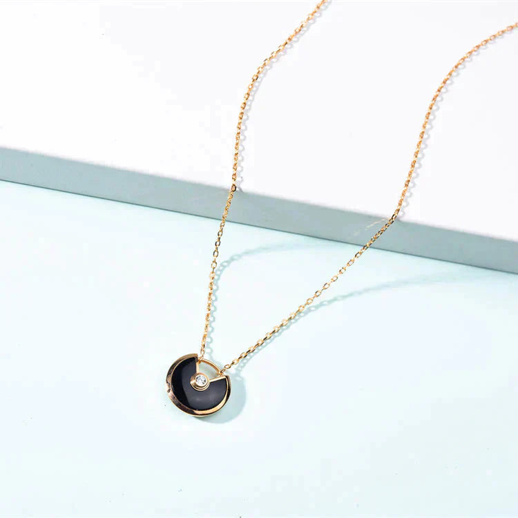 [CiCi]AMULETTE GOLD CARNELIAN ONYX NECKLACE