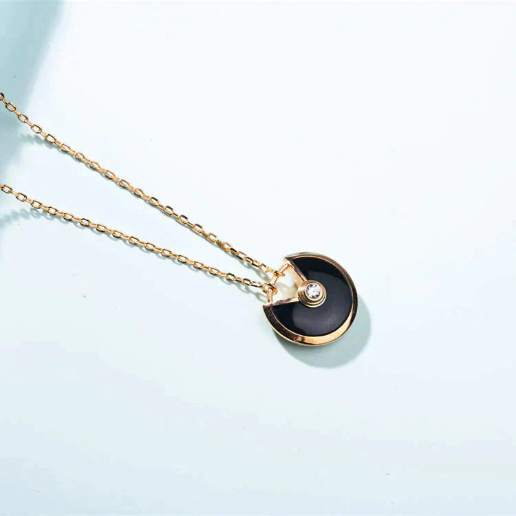 [CiCi]AMULETTE GOLD CARNELIAN ONYX NECKLACE
