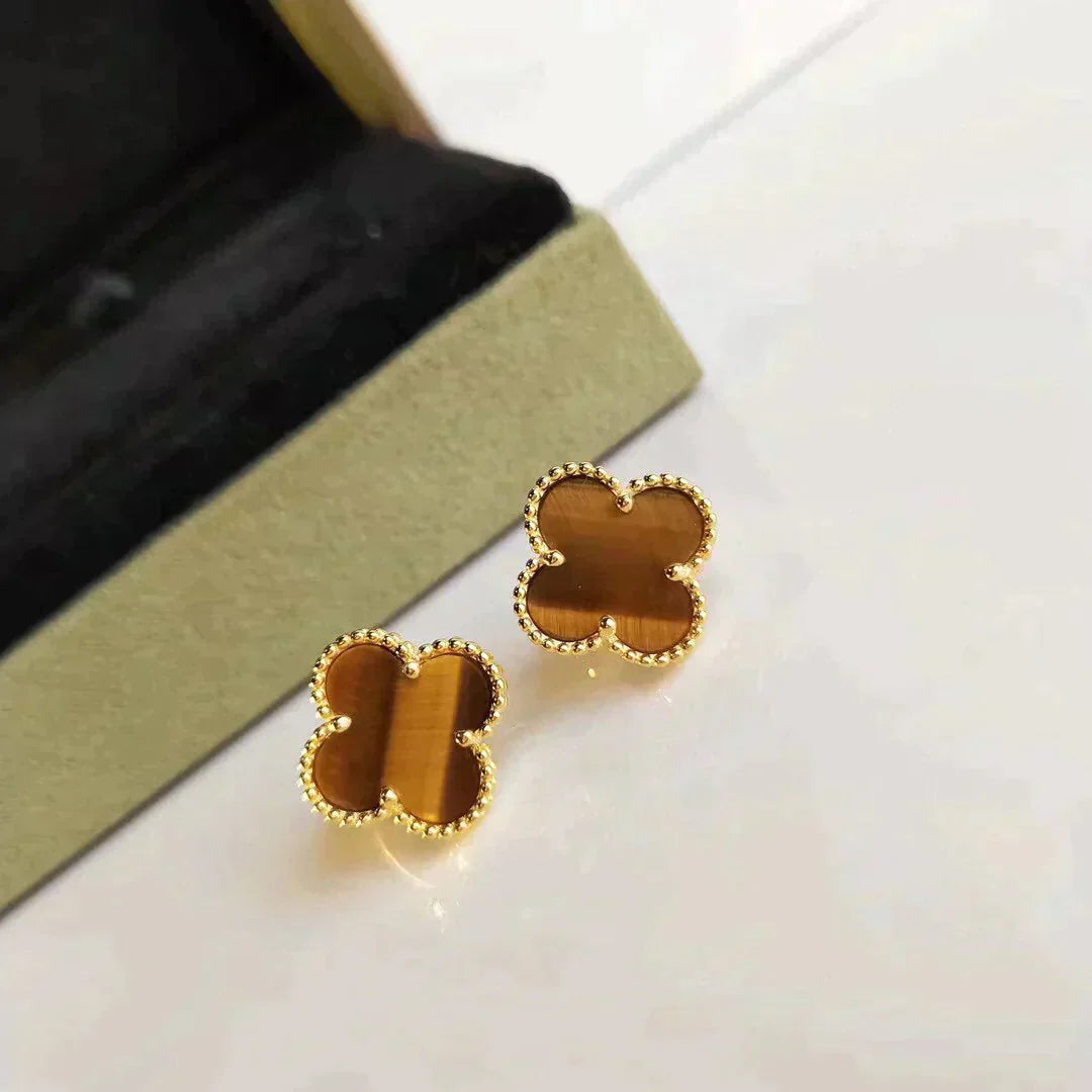 [CiCi]CLOVER MEDIUM 1 MOTIFS TIGER EYE EARRINGS
