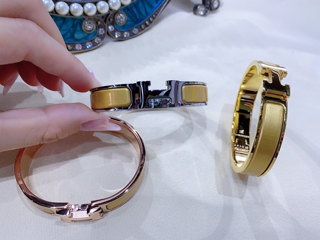 [CiCi]H CHAMPAGNE ARMBAND