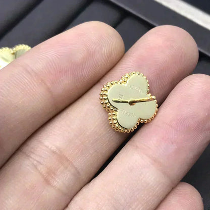 [CiCi]CLOVER MINI 9.5MM LASER EARRINGS