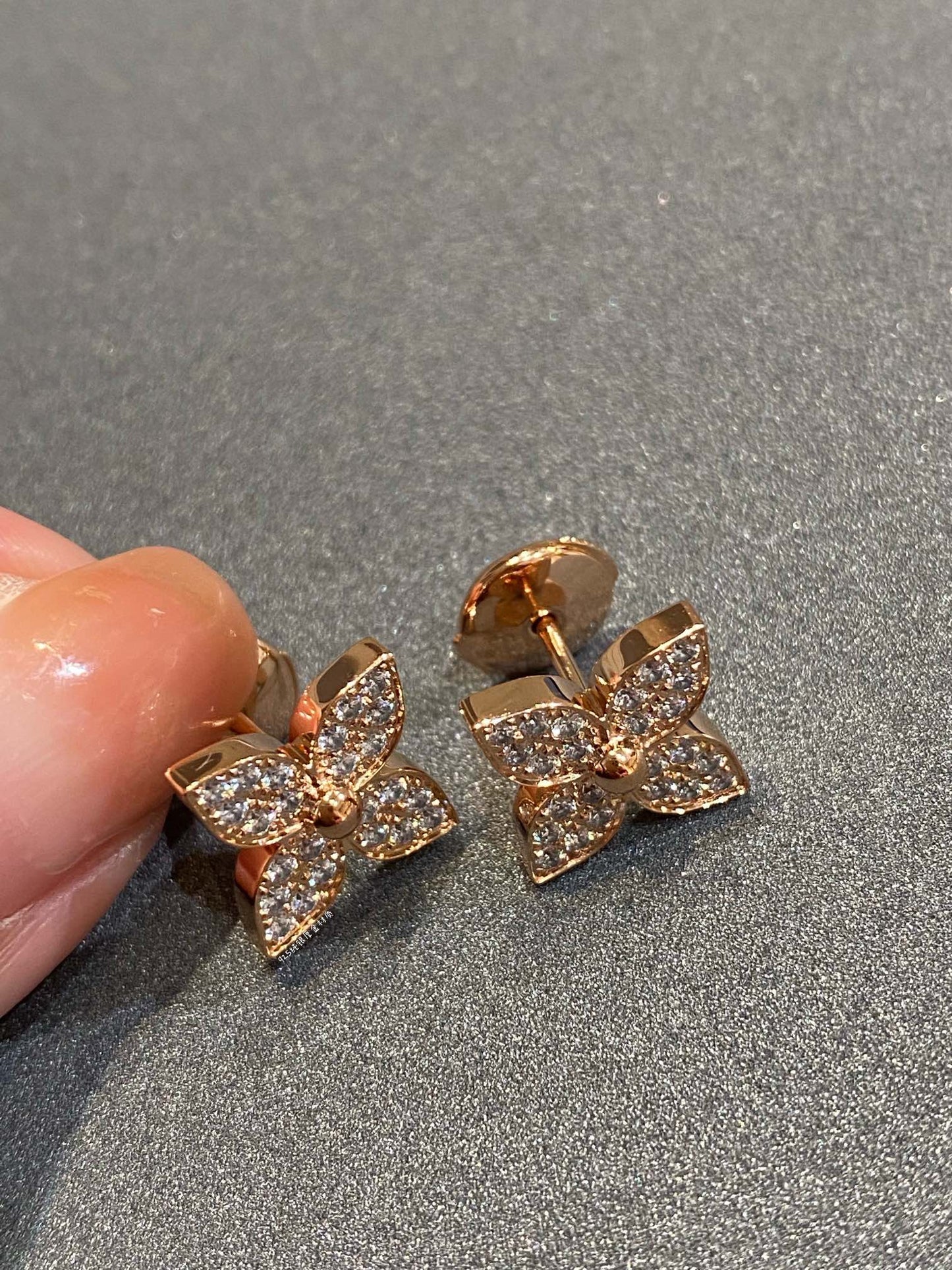 [CiCi]STAR DIAMOND EARRINGS