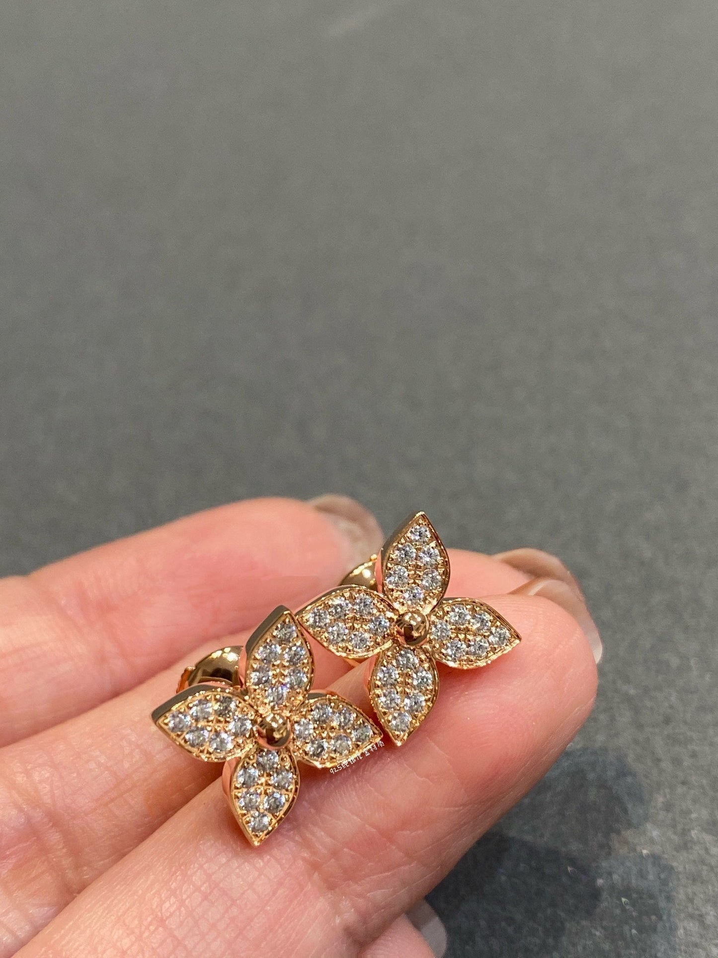 [CiCi]STAR DIAMOND EARRINGS