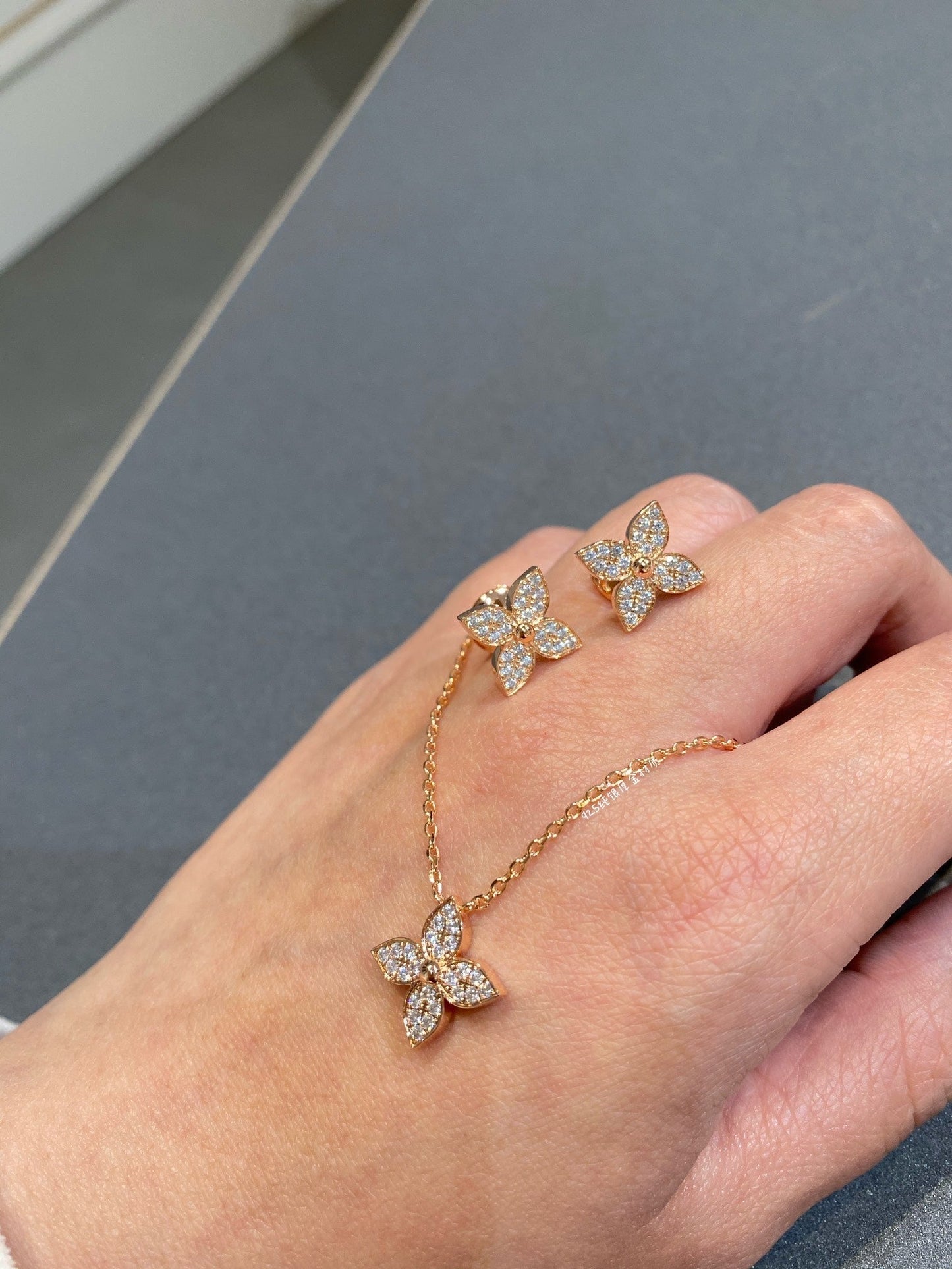 [CiCi]STAR DIAMOND NECKALCE