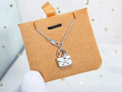[CiCi]AMULETTE PEDANT SILVER NECKLACE