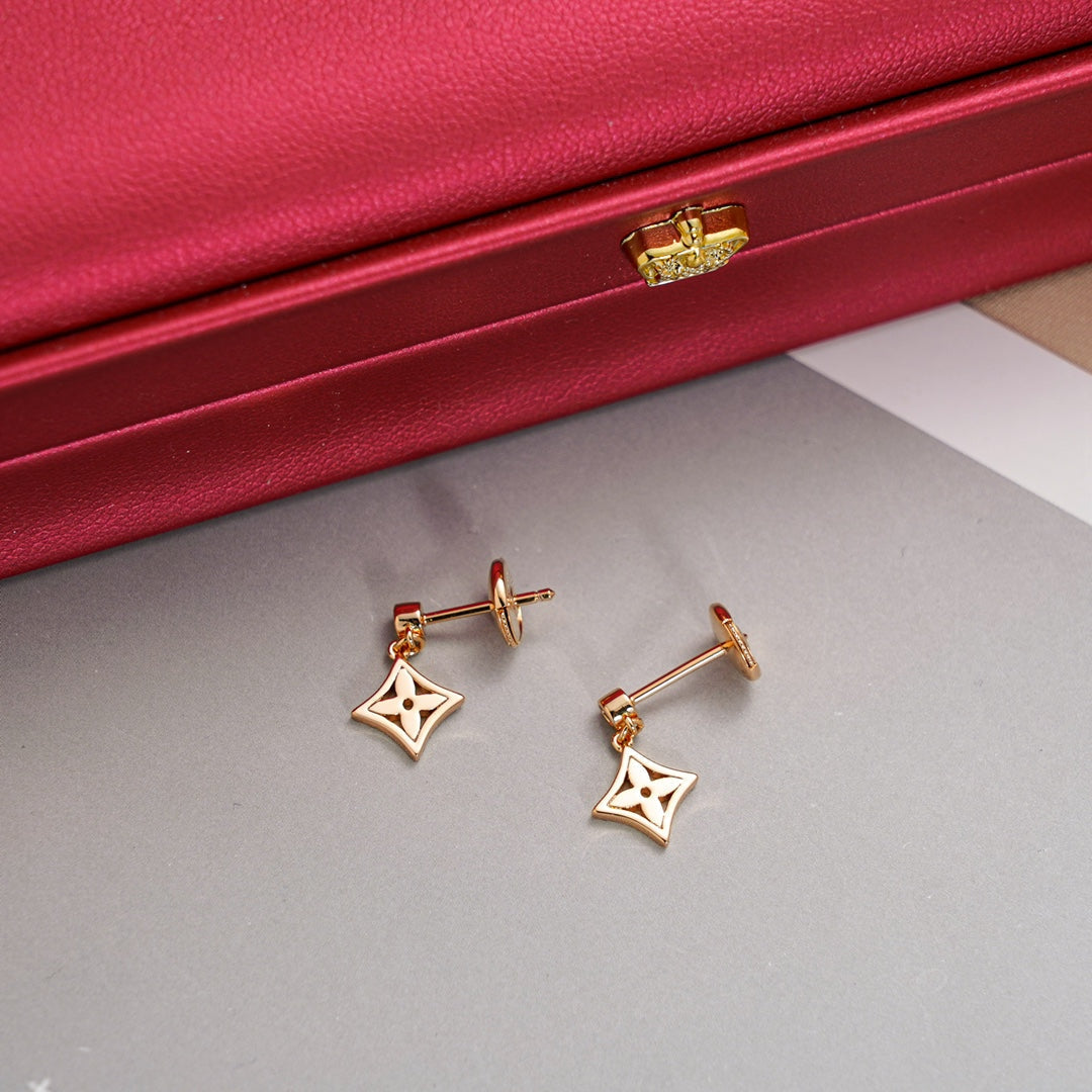 [CiCi]STAR EARRINGS GOLD