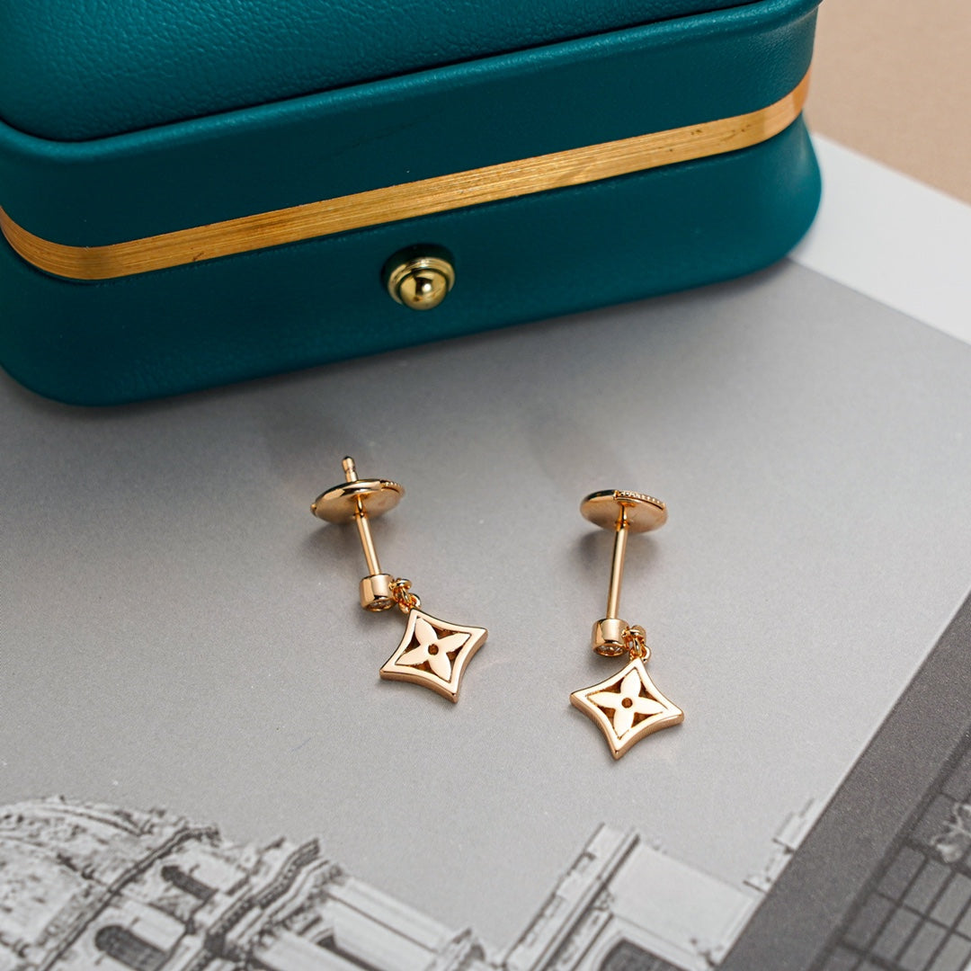 [CiCi]STAR EARRINGS GOLD
