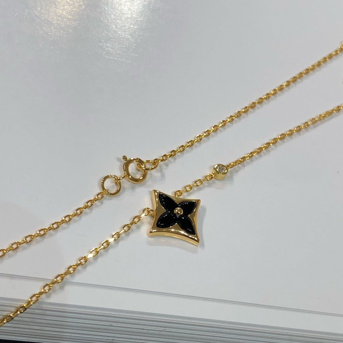 [CiCi]STAR BLACK MOP NECKLACE