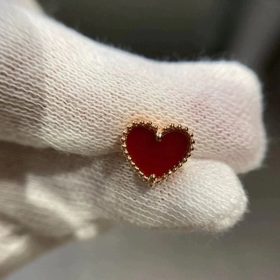 [CiCi]HEART CARNELIAN STUD EARRINGS