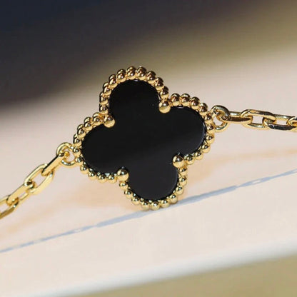 [CiCi]CLOVER 20 MOTIFS ONYX HALSKETTE