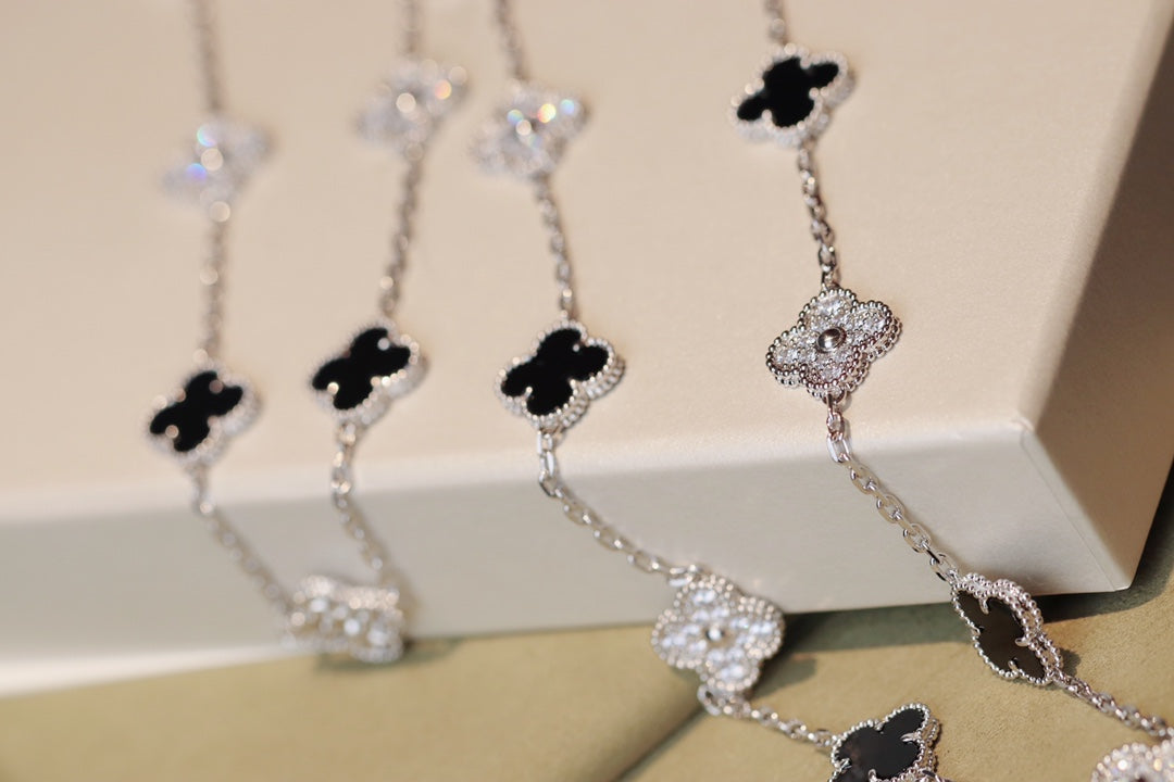 [CiCi]CLOVER 20 MOTIVE ONYX DIAMANT SILBER