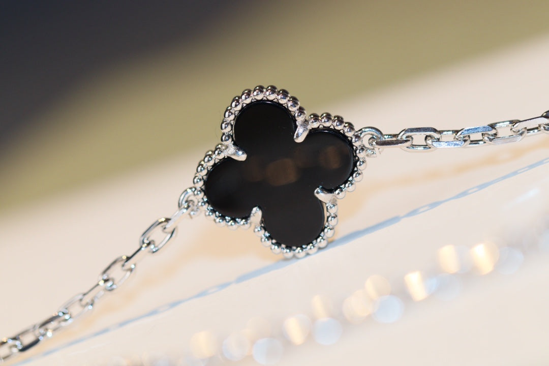 [CiCi]CLOVER 20 MOTIVE ONYX DIAMANT SILBER