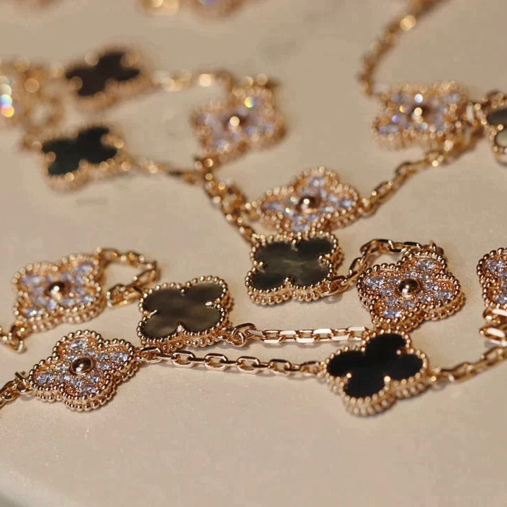 [CiCi]CLOVER 20 MOTIFS DARK MOP DIAMOND HALSKETTE