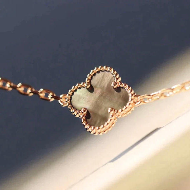 [CiCi]CLOVER 20 MOTIFS LASER DIAMOND HALSKETTE