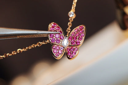 [CiCi] BUTTERFLY ROTGOLD-HALSKETTE MIT ROTEM DIAMANT