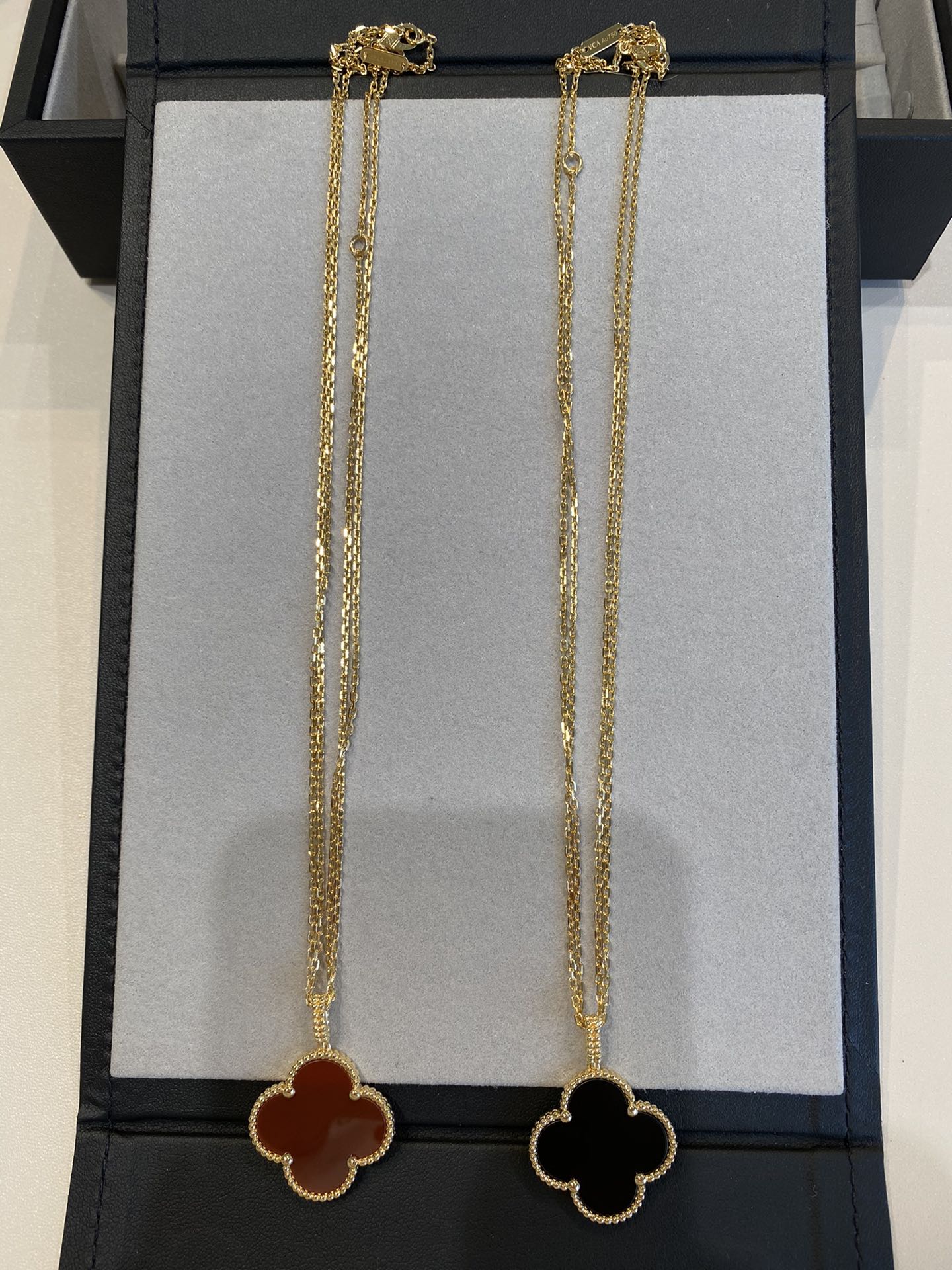 [CiCi]CLOVER 25MM NECKLACE GOLD CARNELIAN