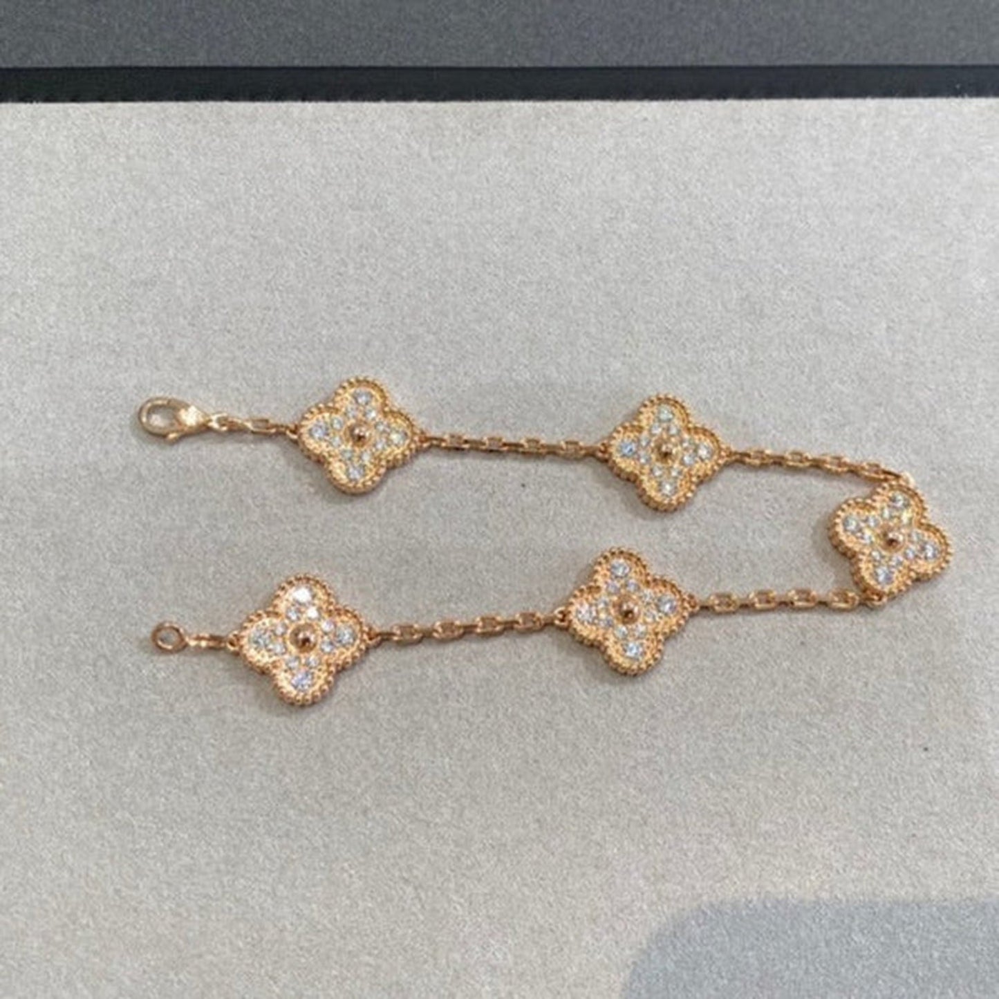 [CiCi] CLOVER 5 MOTIF FULL DIAMOND BRACELET COLLECTION