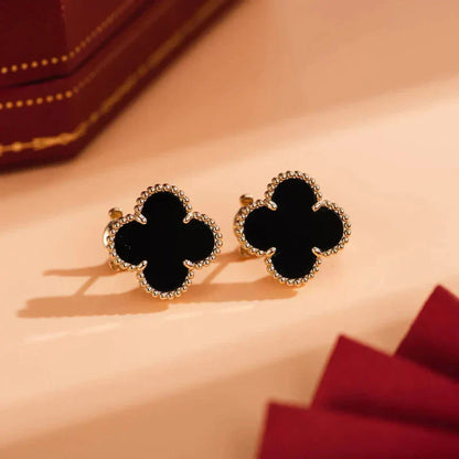 [CiCi]CLOVER MEDIUM 1 MOTIFS  ONYX STUD EARRINGS