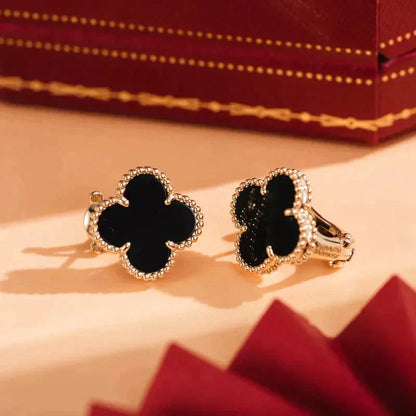 [CiCi]CLOVER MEDIUM 1 MOTIFS  ONYX STUD EARRINGS