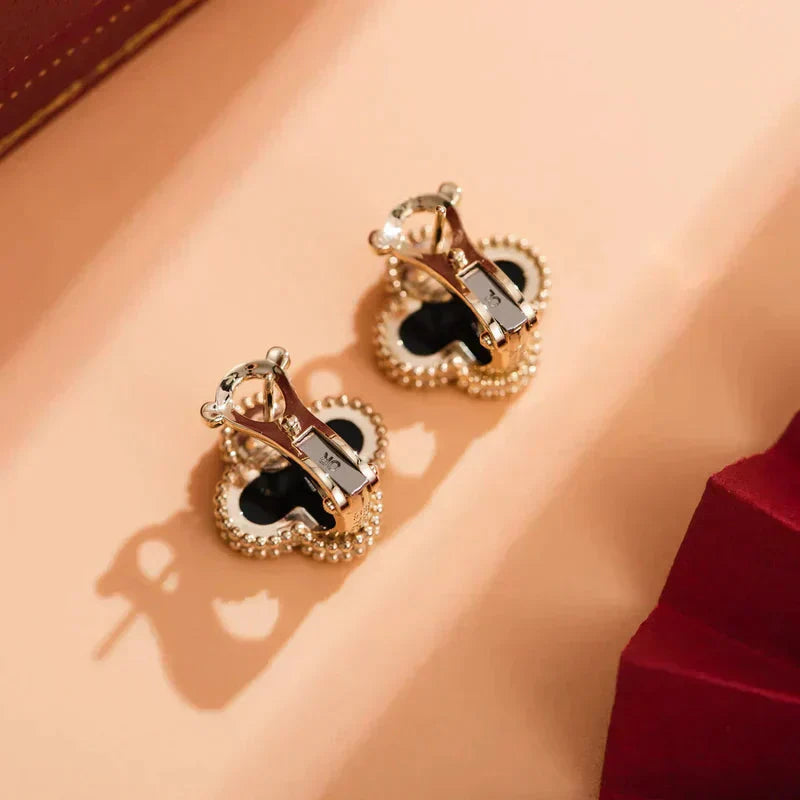 [CiCi]CLOVER MEDIUM 1 MOTIFS  ONYX STUD EARRINGS