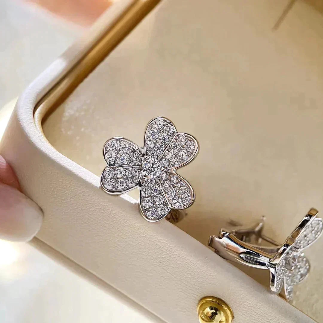 [CiCi]CLOVER COMOS DIAMOND EARRINGS SILVER