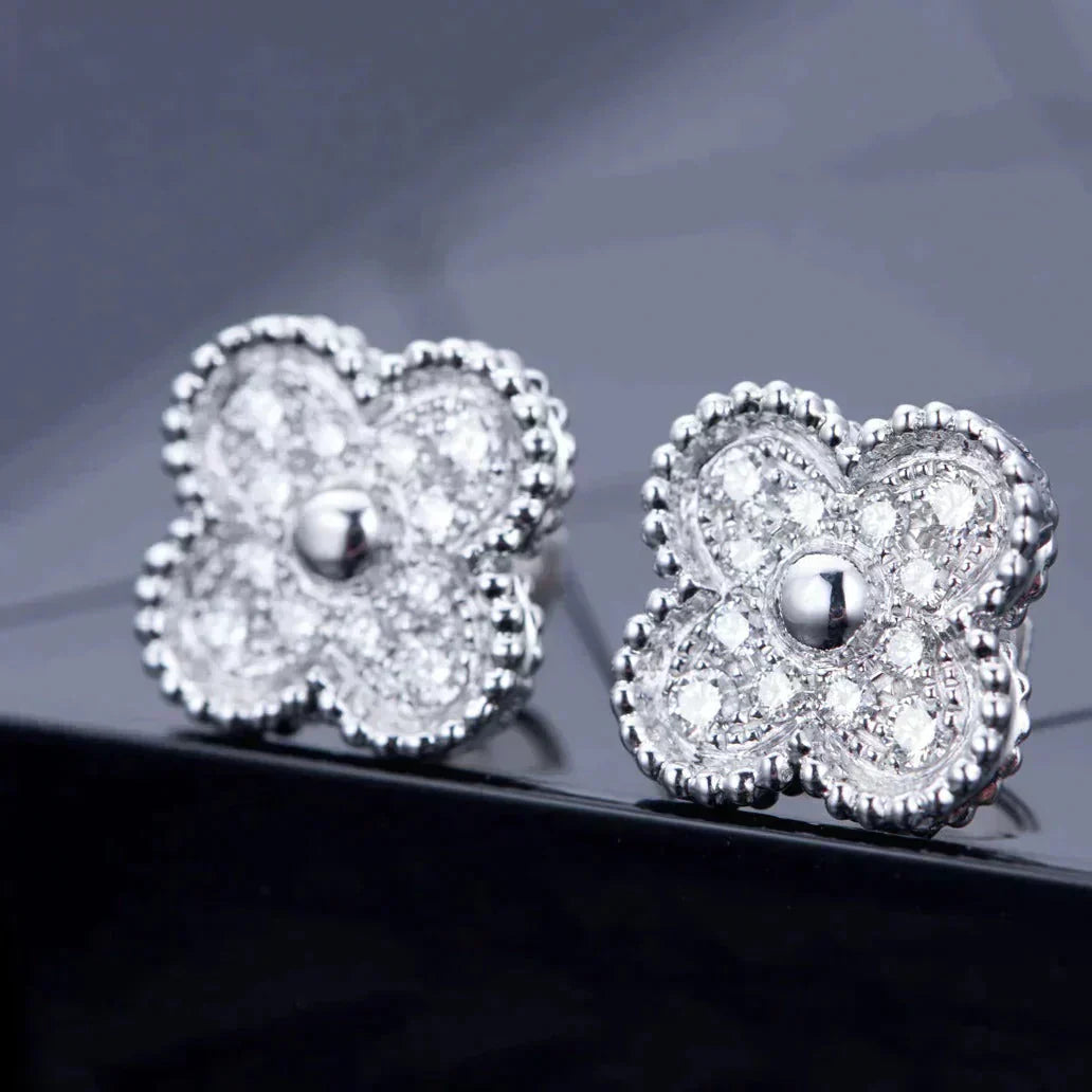 [CiCi]CLOVER 1 MOTIFS DIAMOND STUD EARRINGS SILVER