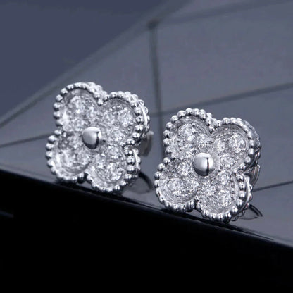 [CiCi]CLOVER 1 MOTIFS DIAMOND STUD EARRINGS SILVER
