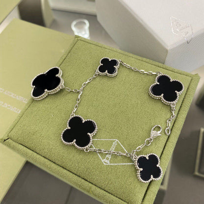 [CiCi]CLOVER 5 MOTIFS SIVLER ONYX BRACELET